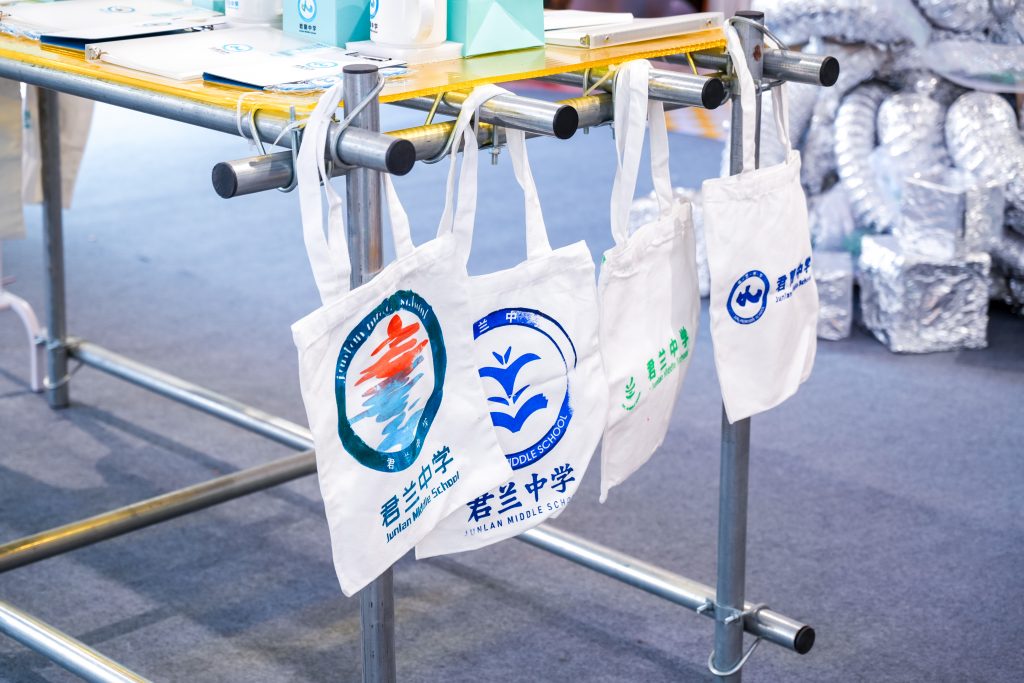 腦洞大開！君蘭學(xué)子用創(chuàng)意設(shè)計“點亮”生活